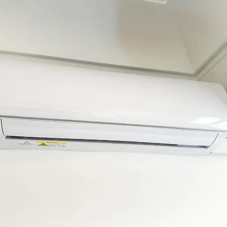 Highway To El Pilar Comotucasa Appartamento Saragozza