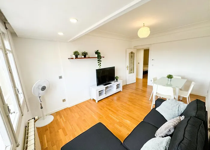 Lägenhet Highway To El Pilar Comotucasa *