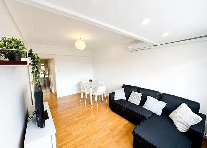 Lägenhet Highway To El Pilar Comotucasa